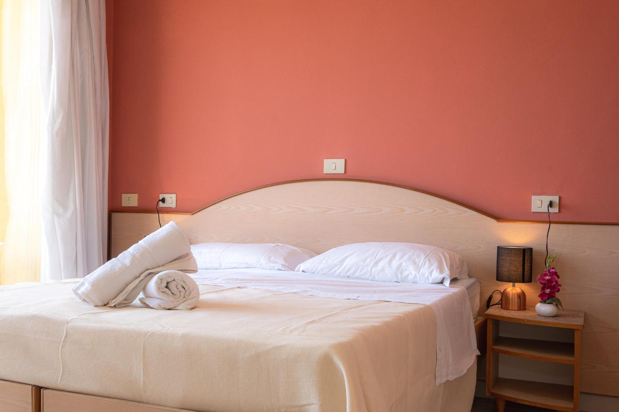 Hotel Crown Rimini Eksteriør bilde