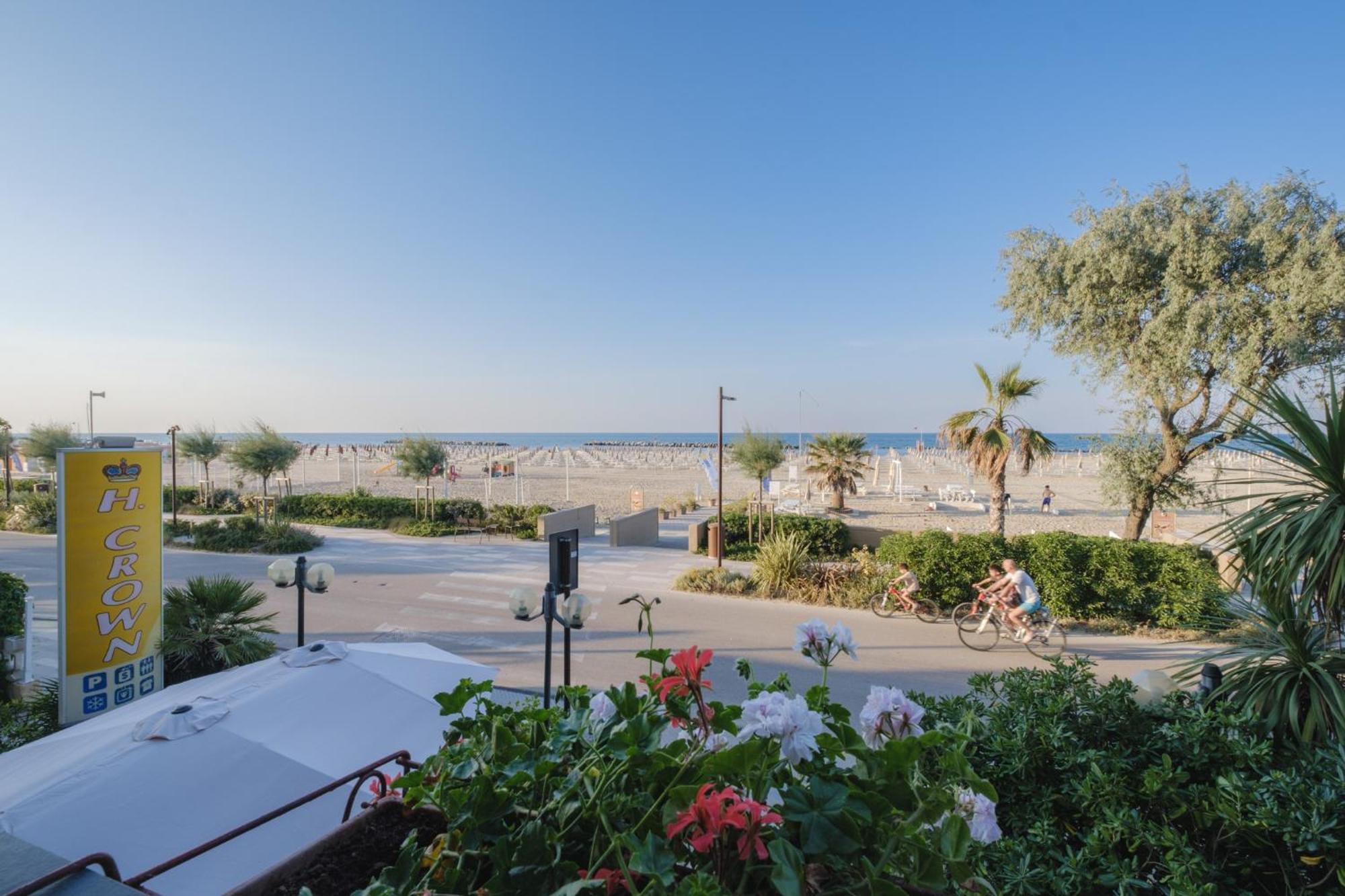 Hotel Crown Rimini Eksteriør bilde