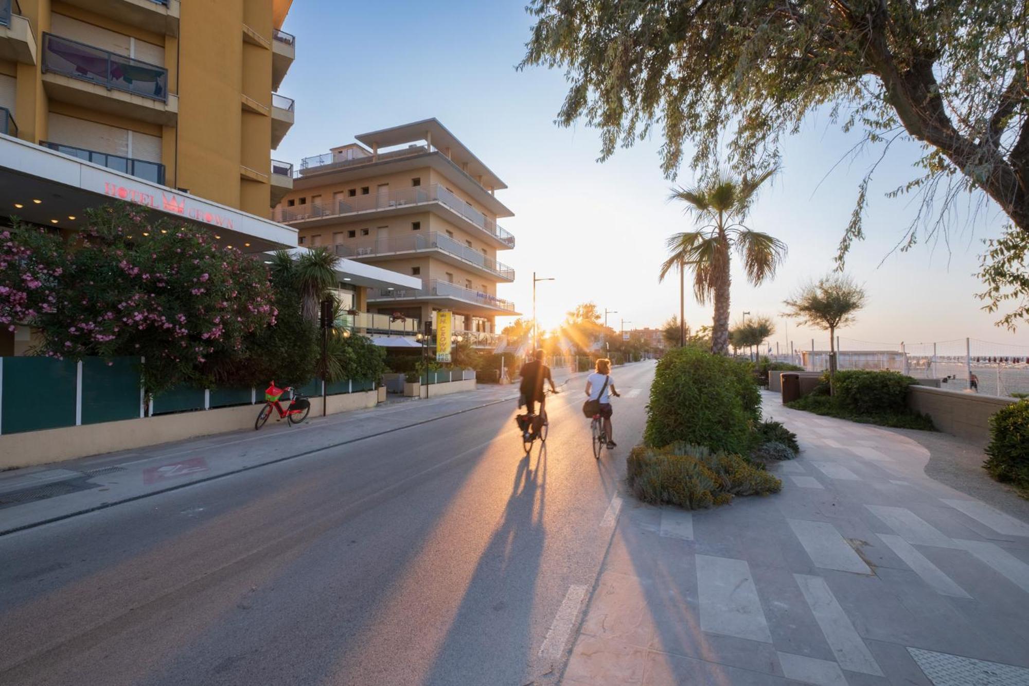 Hotel Crown Rimini Eksteriør bilde